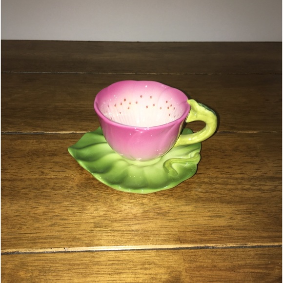 Tea Time Floral Ceramic Teacup & Saucer - Picture 6 of 15